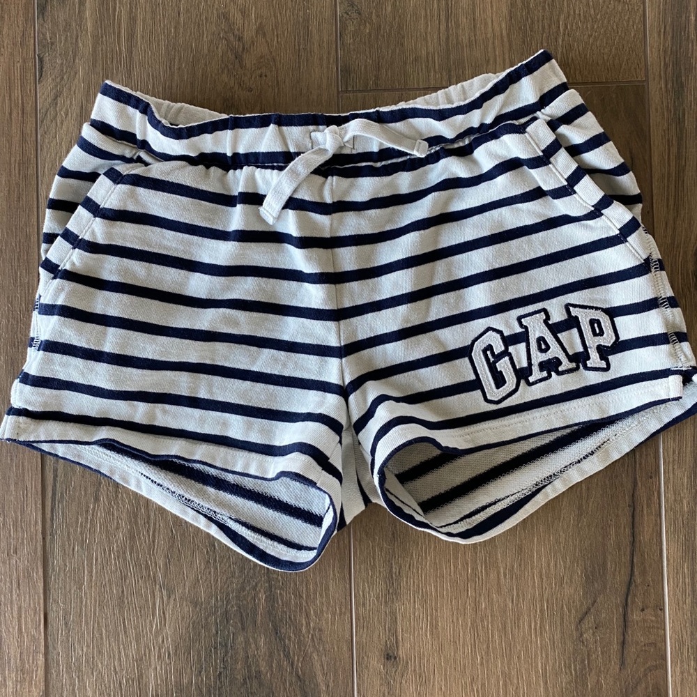 Gap Play Shorts